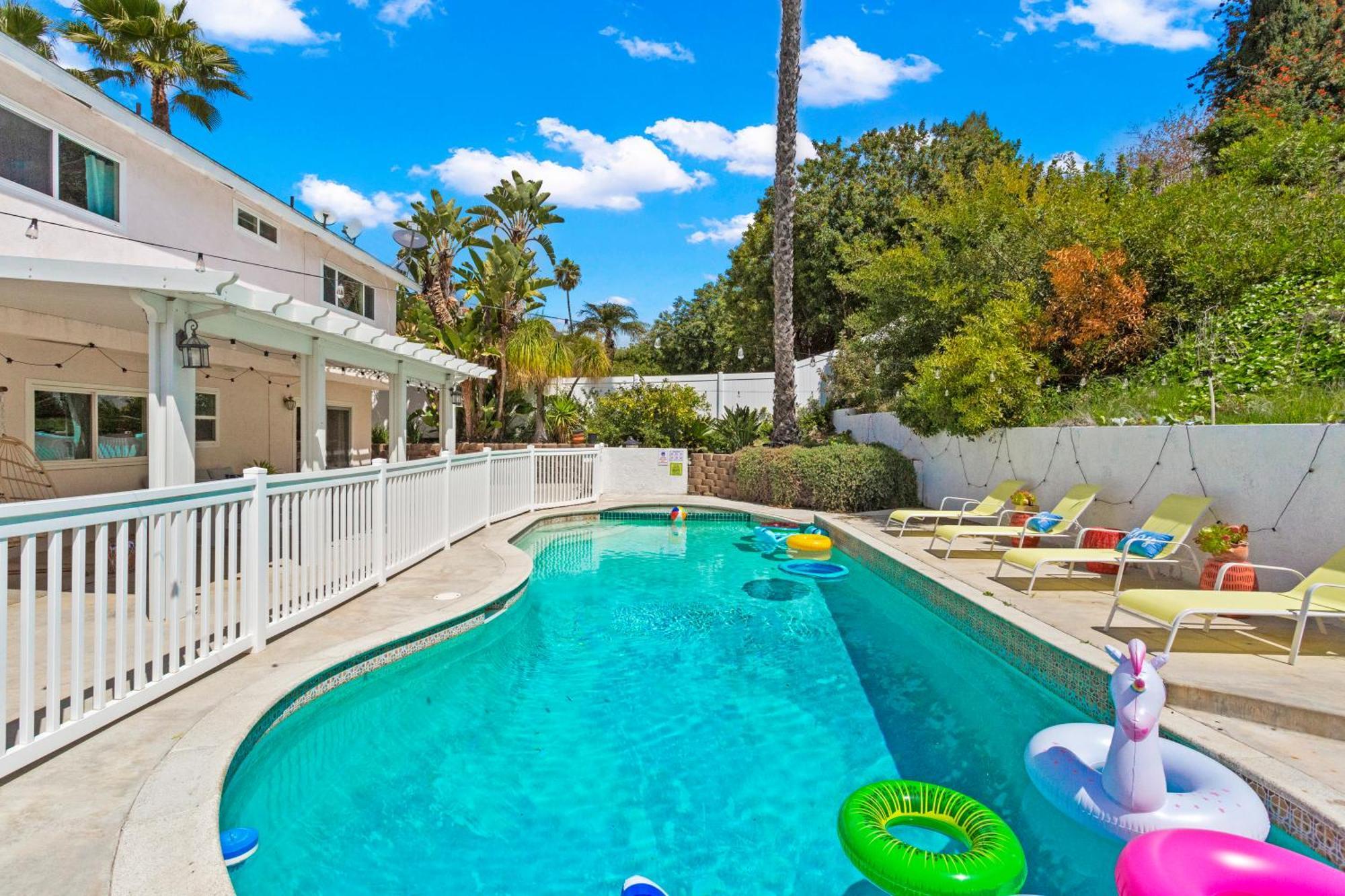 Stunning Coastal Escape With Private Pool, Spa, Arcade, Disney, Beach Мишен-Вьехо Экстерьер фото